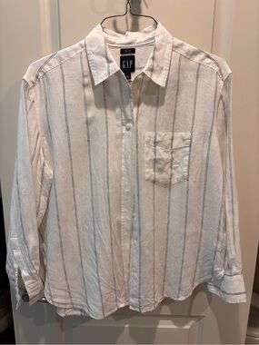 GAP Womens White Button-Down Shirt with Black Pinstripes